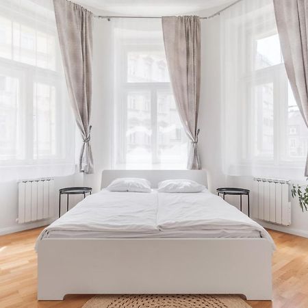 Luminous Apartment For 2 Near Wenceslas Square By Prague Days 外观 照片