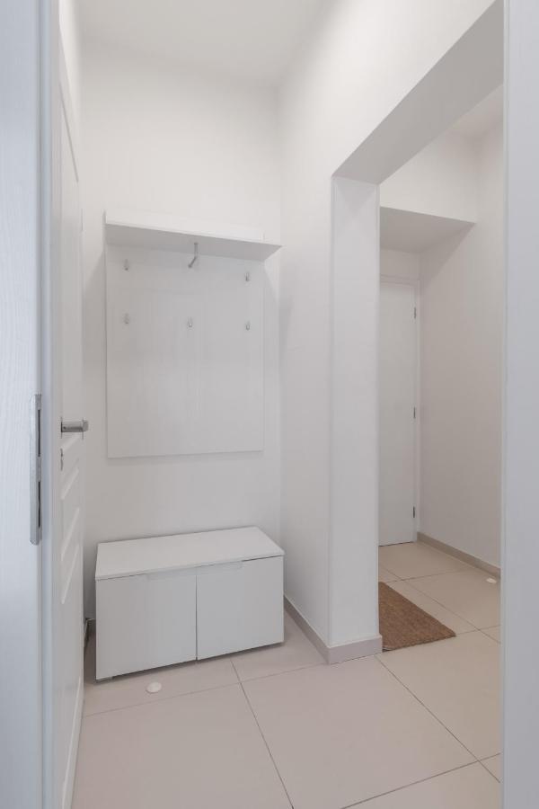Luminous Apartment For 2 Near Wenceslas Square By Prague Days 外观 照片