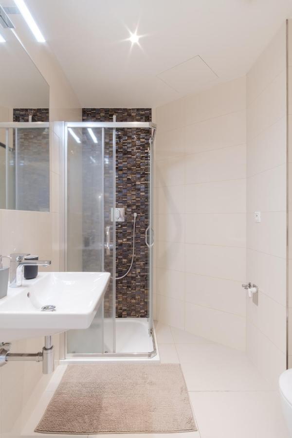 Luminous Apartment For 2 Near Wenceslas Square By Prague Days 外观 照片